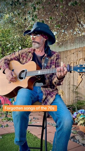 Rediscovering Beautiful Forgotten Songs from the 70s