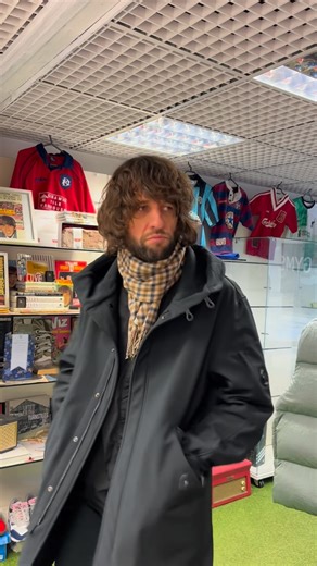 Dundee Sole on Instagram: "Kris styles a complete outfit using items available in store right now STONE ISLAND TEE XL PTP 21 CP WORKERS JACKET XXL PTP 24 CP COMPANY PARKA XXL PTP 24 MESSAGE FOR INFO"