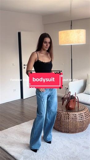 Feminine Vibes: Stunning Lace Bodysuit for Any Occasion