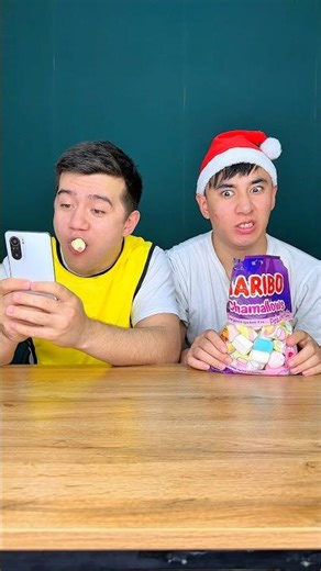 Cockroach prank😋🤔🪳