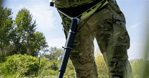 Zen one-legged telescoping stool gets a stronger, comfier upgrade