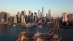 New York City est de retour! Avec ses restaurants primés, ses lieux historiques et ses musées de renommée mondiale, une visite à NYC est à coup sûr une des plus mémorables de votre vie. Alors, venez en faire partie! | I LOVE NEW YORK
