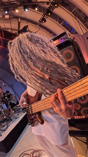 Mohini Dey on Instagram: "BASS CAM for the funky section from ‘False Self’ Live with the amazing @willowsmith at @hollywoodbowl Blue Note Jazz Festival 2025 I use Mohini Dey Signature @sitstrings Standard 104HF with Little Mark Tube 800 @markbassamps Mohini Dey Signature @lkstraps Comodus Classic 5 @mayonesguitars"