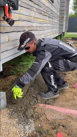 Curb install from scratch 🔨 #hardscape #construction #diy #landscape