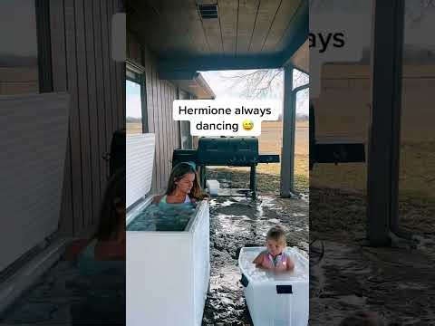 Family Ice Balloon Fight Outside