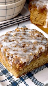 32K views · 1.5K reactions | Peach Crumb Cake☕️ This peach crumb...