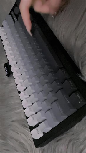 Explore Awesome Custom Mechanical Keyboards