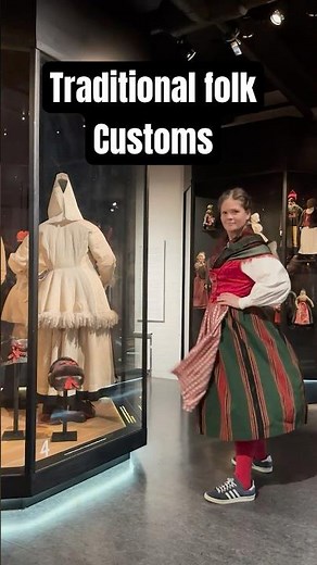 Traditional folk costumes - Swedish history begins in Dalarna