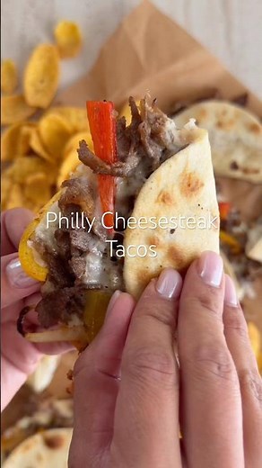 Philly Cheesesteak Tacos #tacos #dinner #fooddolls
