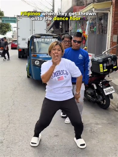 When Budots music starts playing you KNOW you're going to find every Filipino on the dance floor 💃 #fyp #budots #budotsdance #xyzbca #filipino #filipinorelatable