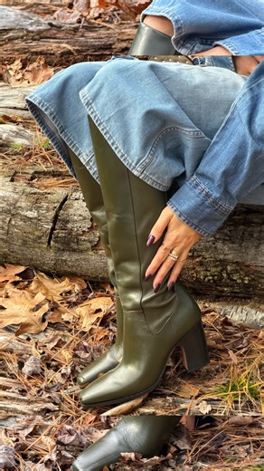 Anna Redman | When you’re a 5’1 girlie and find knee-high boots that actually go under your knee!!!! Please short girls lmk I’m not the only one with... | Instagram