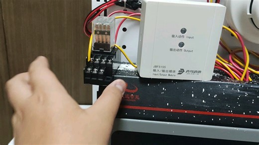 久远消防主机消火栓按钮测试点 久远消防主机，接青鸟消防5155多线模块，青鸟的5155多线模块，现在新的是5155的输入输出模块但它就是多线模块，别忘了关注