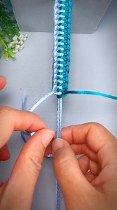 #macrame #handmade #macram #macramelove #macramewallhanging #homedecor #bohostyle #boho #macramemakers #macrameart #macramecommunity #macramedecor #bohodecor #diy #macrameartist #hechoamano #handmadewithlove #art #fiberart #macrameplanthanger #wallhanging #macramejewelry #modernmacrame #macramedesign #o #handmadejewelry #macramemovement #macramemaker #decor #micromacramebracelet | Diy Concept