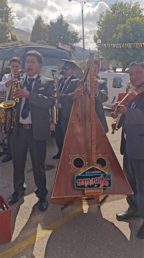 Carnaval de Huaylarsh en Huancayo, Perú