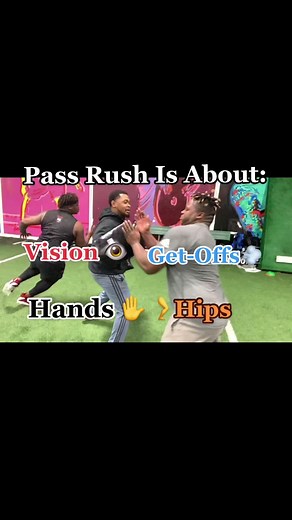 What do you think🔥 ? @specialk94 @carlosdavis74 samuraisack #passrush #dline #football #oline #defensiveend #dlinemen #linemen #fyp