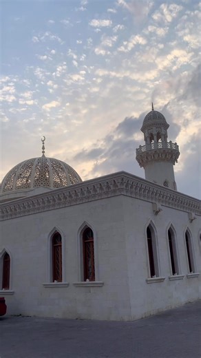 Discover the Heart of Oman: Culture, Food, and Scenery
