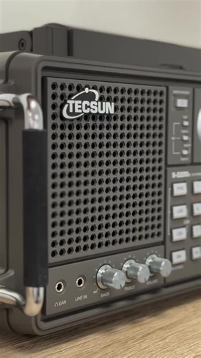 📻 Tecsun S-2200X — The powerhouse portable that brings the world to your shack! 🌍🔥 Big sound, bold design, and bands that never sleep. #TecsunS2200X #ShortwaveLegend #BornToListen #RadioworldUK #RadioExplorer #WorldBandReceiver