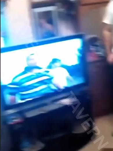 Barney McGinley v Paddy Jews Ward - with big joes reaction after Barneys lost his fight. #oldjoejoyce #bigjoejoyce #joycefamily #joycefamily❤️ #barneymcginley #mcginleyfamily #arneymcginley #simeymcginl #paddyjewsward #bringbackpaddyward#paddyward1#paddyward12 #paddyward👆🏽#wardfamilyboxing #deanward #uk #irishtravellers #travellersbkb #feuds #irishareknuckle #bareknuckleboxing #fighttalk #boxingfans #fightbreakdown #combat #legendaryfighters #boxingdebate #gypsyking #boxinganalysis #ukboxing #