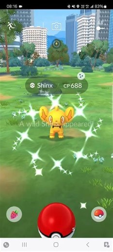 Pokemon Go Catch a shiny Shinx 捕捉色違版小猫怪