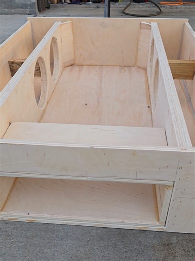 Box sounds good So Far on a kicker 800.1 at 2ohms so 2 DB Drive 5ks should be LOUD 🔊 📢 #carsoftiktok #fyp #bass #box #foryoupage