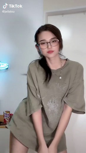 Jeilalou Fanfix Leak and Collide Dances - Hot TikTok Trends