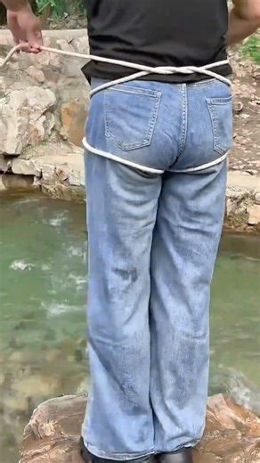 Newly learned escape knots