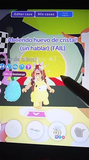 Holiss, hoy no hablo pq estoy afónica jeje, perdon x la mala edicion, CHICXS, ES MI PRIMERA VEZ, NO ME JUZGUEN 😭 Diganme si les gustan los videos asii, los amoo #adoptme #roblox #adoptmefyp #robloxfyp #abriendohuevos