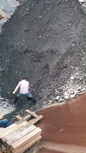 44K views · 418 reactions |  Blink and you’ll miss 1000 tons fall!”  #QuickUnload #ShipDrop #HeavyCargoDrop | Ably Thomas | Facebook