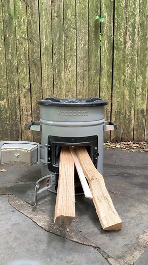 ✅ Efficient: Burns wood or charcoal without smoke ✅ Portable: smaller than a homer bucket ✅ Popular: Over 1000 5-star reviews on Amazon | BioLite