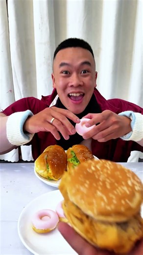 How to keep peace at home by Sharing Snacks with your sibling😂🍩 兄弟とおやつをシェアして家庭の平和を保つ方法😂🍩