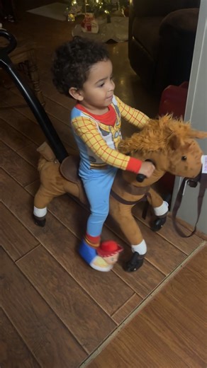 Gabby Mitchell on Reels