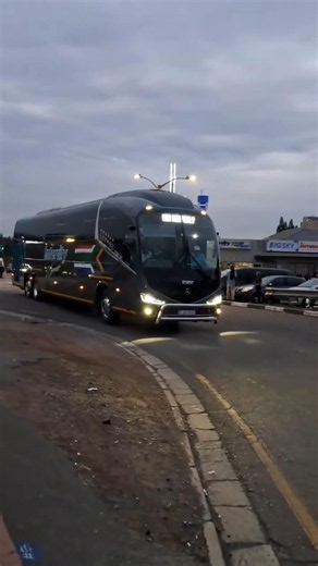 Intercity Express . Cape Town to Bulawayo. Cape Town to Zimbabwe. Cape Town to Johannesburg.