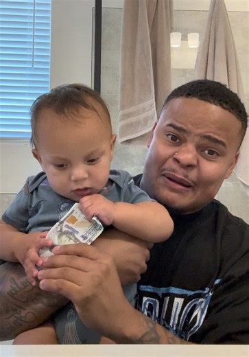 Baby's $100 Surprise: What Will He Choose?