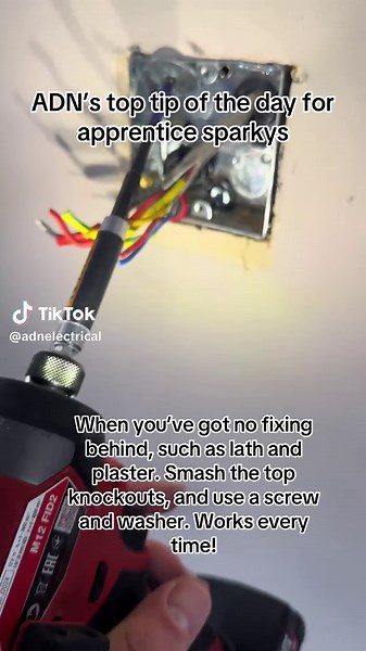 Top tip for apprentices, and even some seasoned sparkles/electricians. If you’re in a pickle and can’t get a fixing, give this trick a go. #milwaukee #electrician #sparky #electricianlife #sparkylife