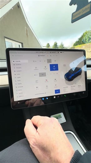 Where is the USB Stick on Tesla Vehicles?