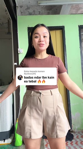 Exploring Women's Fashion Trends: High-Waist Shorts