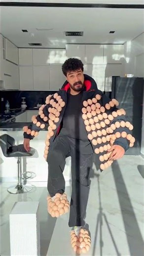 Egg Dress Challenge 🤣 Don’t Try This!