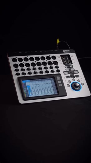 🎛️ QSC TouchMix 16 - ¡Potencia y versatilidad en tus manos! 🎶 TouchMix 16 es la opción ideal para músicos, Ingenieros de sonido y productores🔥 Con 16 canales, procesamiento de audio avanzado, efectos integrados y una interfaz intuitiva, ofrece calidad profesional tanto para espectáculos en vivo como para grabaciones en estudio. ✅ Pré-amplificadores de alta calidad ✅ Pantalla táctil intuitiva ✅Wi-Fi integrado para control remoto vía tablet o smartphone #PajaroAzul #QSC #TouchMix | Almacen Paja