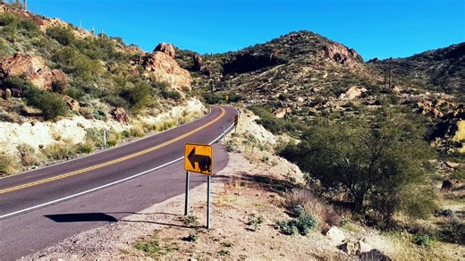 Driving Safe, Driving Smart: Car Insurance Essentials on the Road 🚗💨