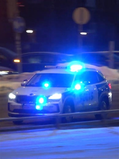 Police Helsinki 340 responding. [📸: 31.1.2026] #police #helsinki #finnishpolice #policecar #emergencyvehicles