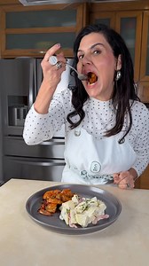 6.2M views · 46K reactions | Camarones al ajillo1 kg de camarón pelado y limpio1 cabeza de ajo picado finamente 5 chiles guajillo3 chiles de árbol enteros2 cucharadas de mostaza1 cucharadita de salsa inglesa1 cucharadita de jugo MaguiSal , pimienta y paprika90 g mantequilla1 limón amarillo Perejil fresco | Cuchara Mía | Facebook