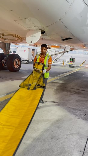 3.2M views · 25K reactions | Connecting the air-conditioning unit #groundcooling #ACU #aviation | Orville Wright | Facebook