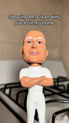 Someone really needs to clean their home... #CleanTok #Fyp #Funny #HomeTok #MrClean