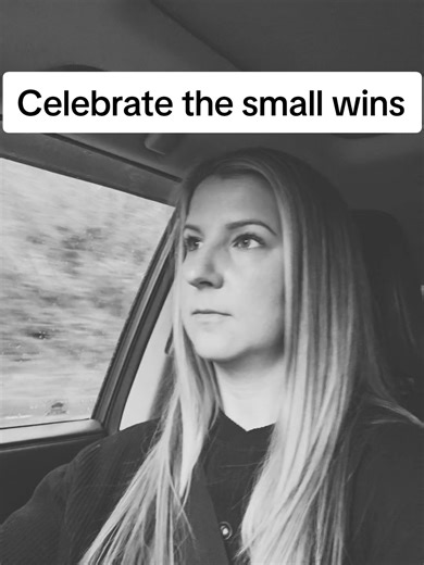 Small wins are still wins. I started digital marketing back in December because I needed an additional way to bring in extra income. So glad I took that chance because I'm starting to see the results. I hope this reaches someone in need to let them know there is other ways DM me and lets chat 🤍 #financialfreedom #workingparents #MomsofTikTok #sidehustles #waystomakemoneyonline