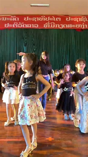 6.9K views · 69 reactions | * ກິດຈະກຳ ປະກວດເດີນແບບ Star Model ຫົວພັນ...