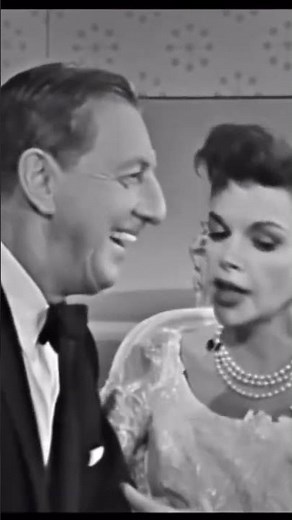 Judy Garland and Ray Bolger sing ‘If I Only Had A Brain’ - 24 years after Oz.