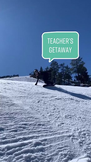 Just teacher things 🏂💕 #teacher #fypシ #getaway #greenscreenvideo #snowbording