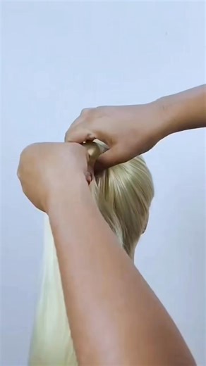 146K views · 1.8K reactions | Easy High Bun Tutorial #hairstyling #hairstyletutorial #hairstyleideas #hairstyle #fblifestyle #highbun #weddinghair #foryouシ #fypシ | Mazelstarbeautyline | Facebook