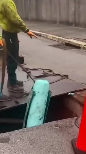 How Pipe Lining Works #pipe #lining #workers #fyp #reels #viral #highlights #everyone | Jershon Moreno Kwan