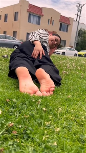 so1efu1_discussions on Instagram: "Did you miss this sweet and chill Latina’s most recent interview over on the Soleful Discussions YouTube channel? Here’s a quick preview…this is her 4th time coming out on the channel, just as chill as the first day we met. If you want to see the full shoot, go check it out on the Soleful Discussions YouTube channel…part 369 🔥- - - - - - - - - - - #latina #videography #photography #visualart #digitalcreator #reflexology #prettyfeet #photoshoot #longbeach #redp